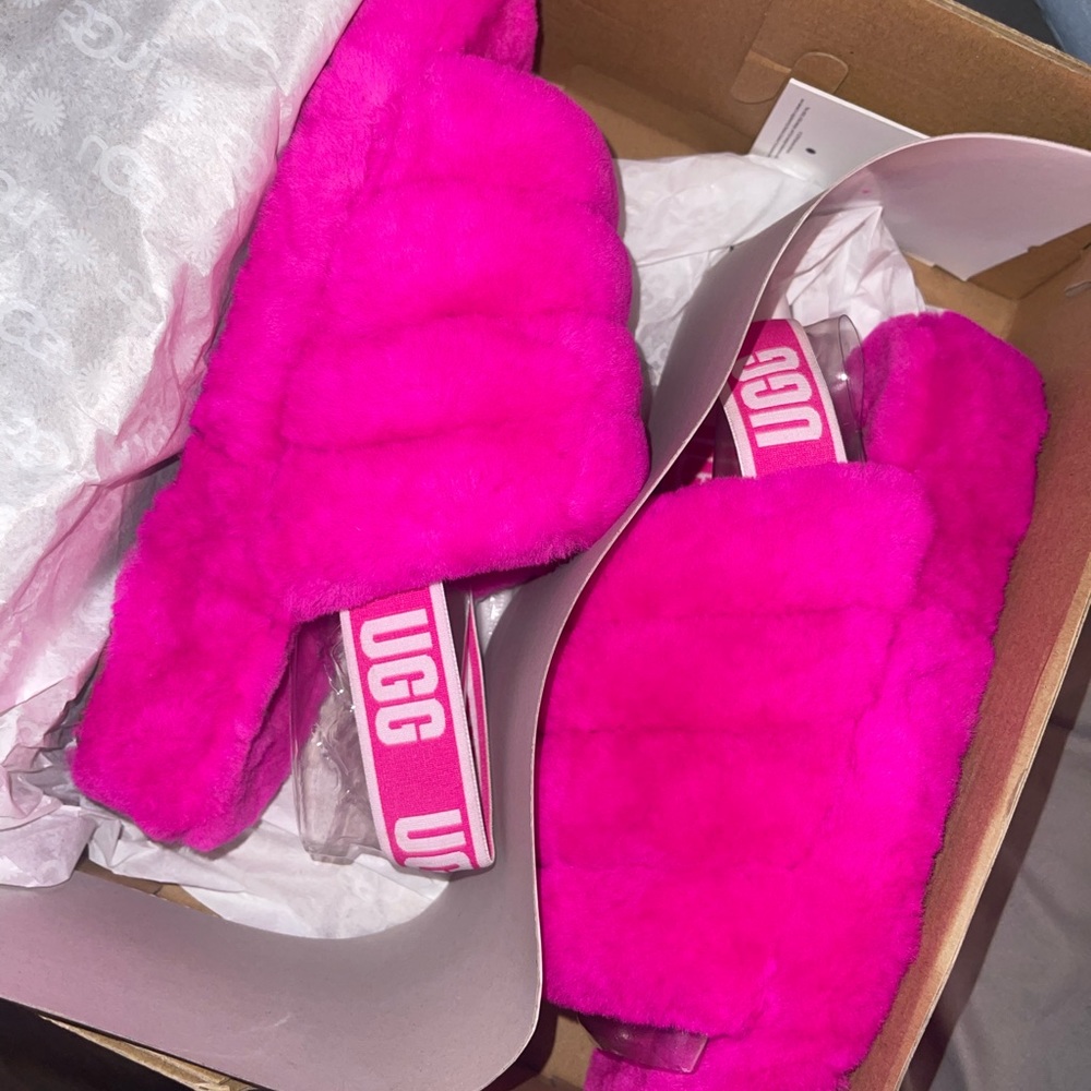 UGG Slides